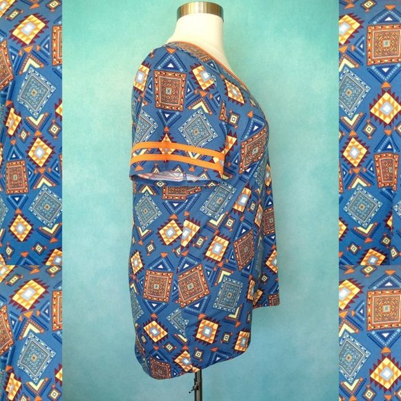 LulaRoe Blue Print Classic Tee Size 2XL - Picture 6 of 8